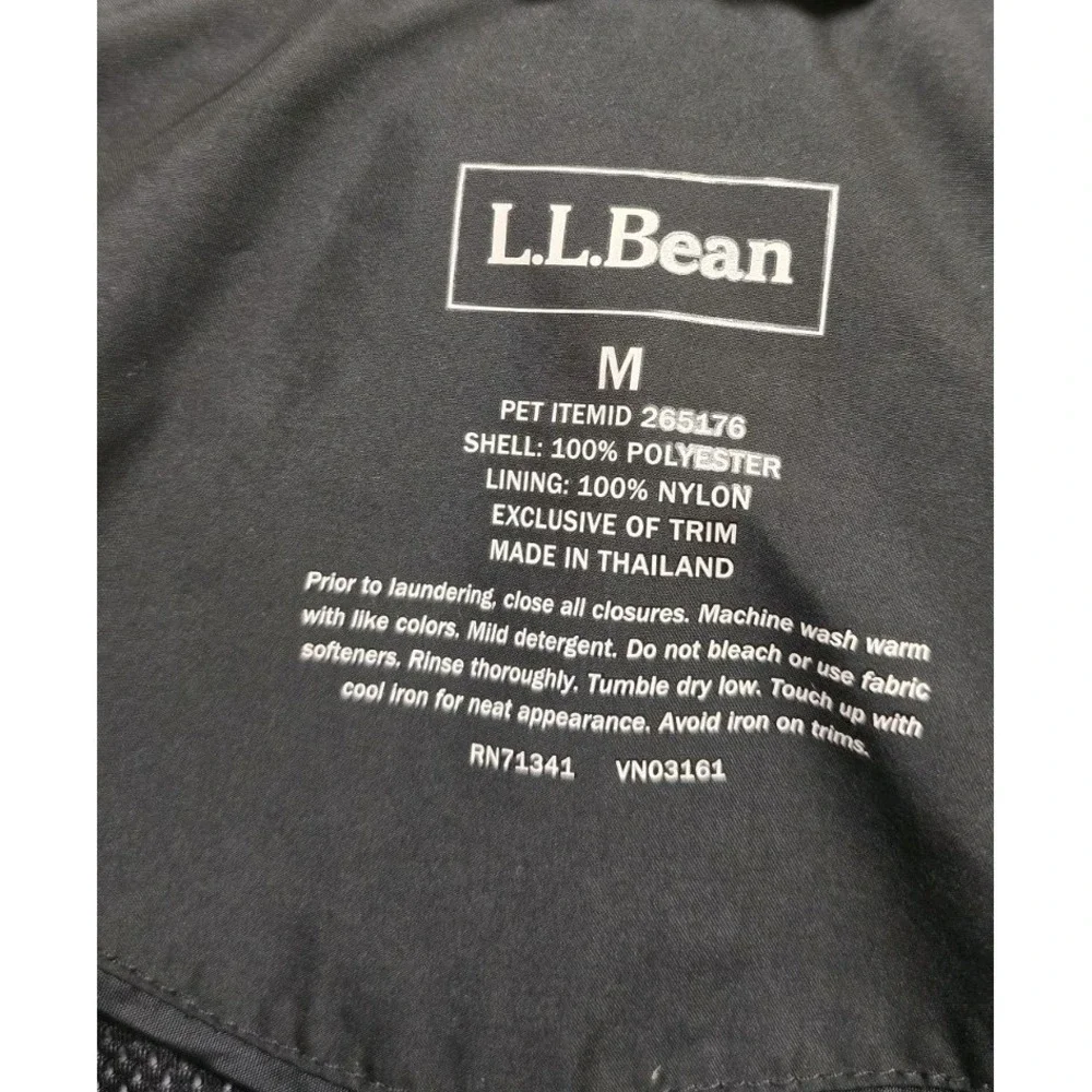 L.L.Bean Women's Black Hooded Rain Coat Jacket Size Medium Waterproof Jacket
